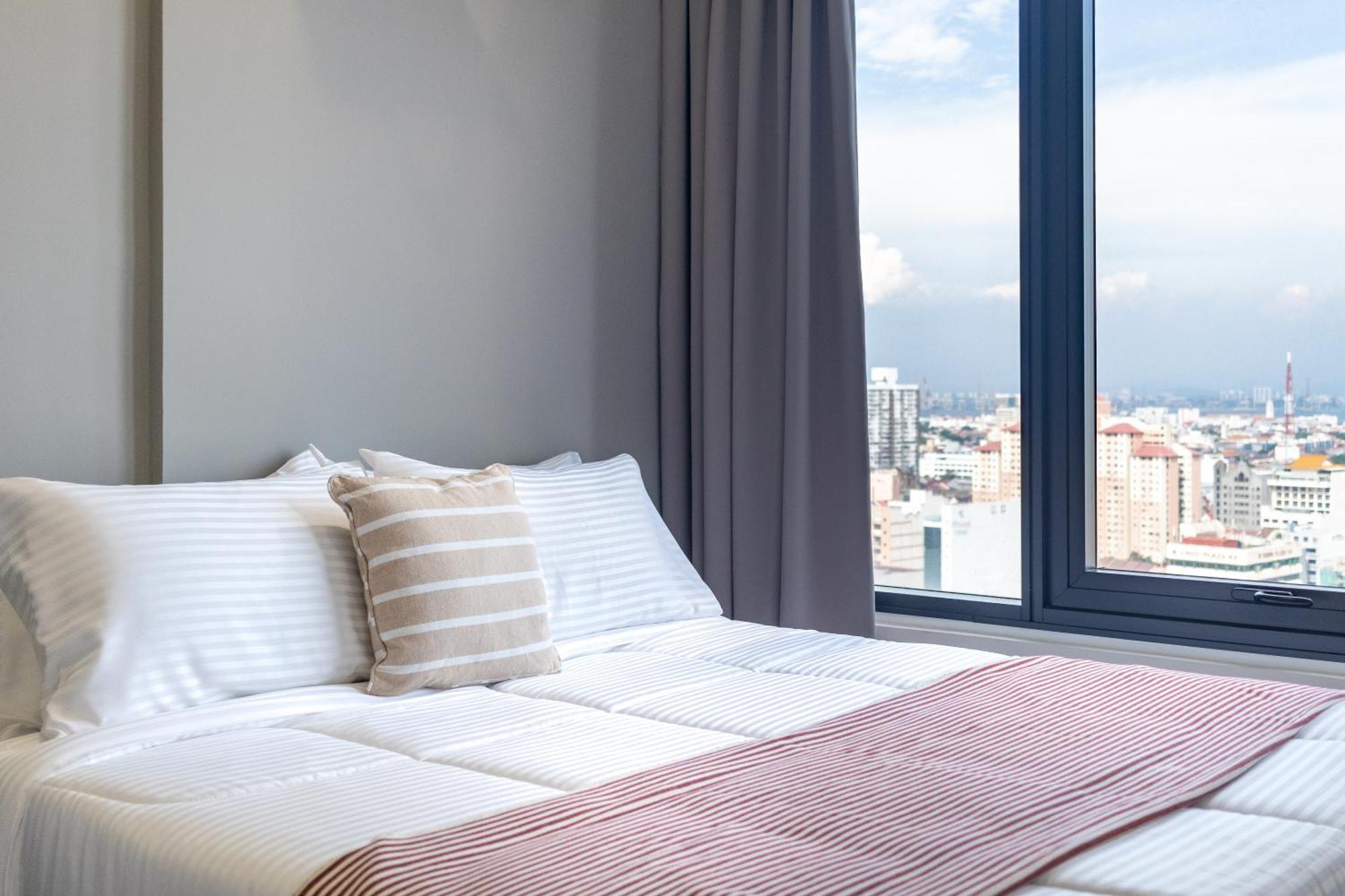 Tropicana 218 X Airlevate Suites George Town Chambre photo
