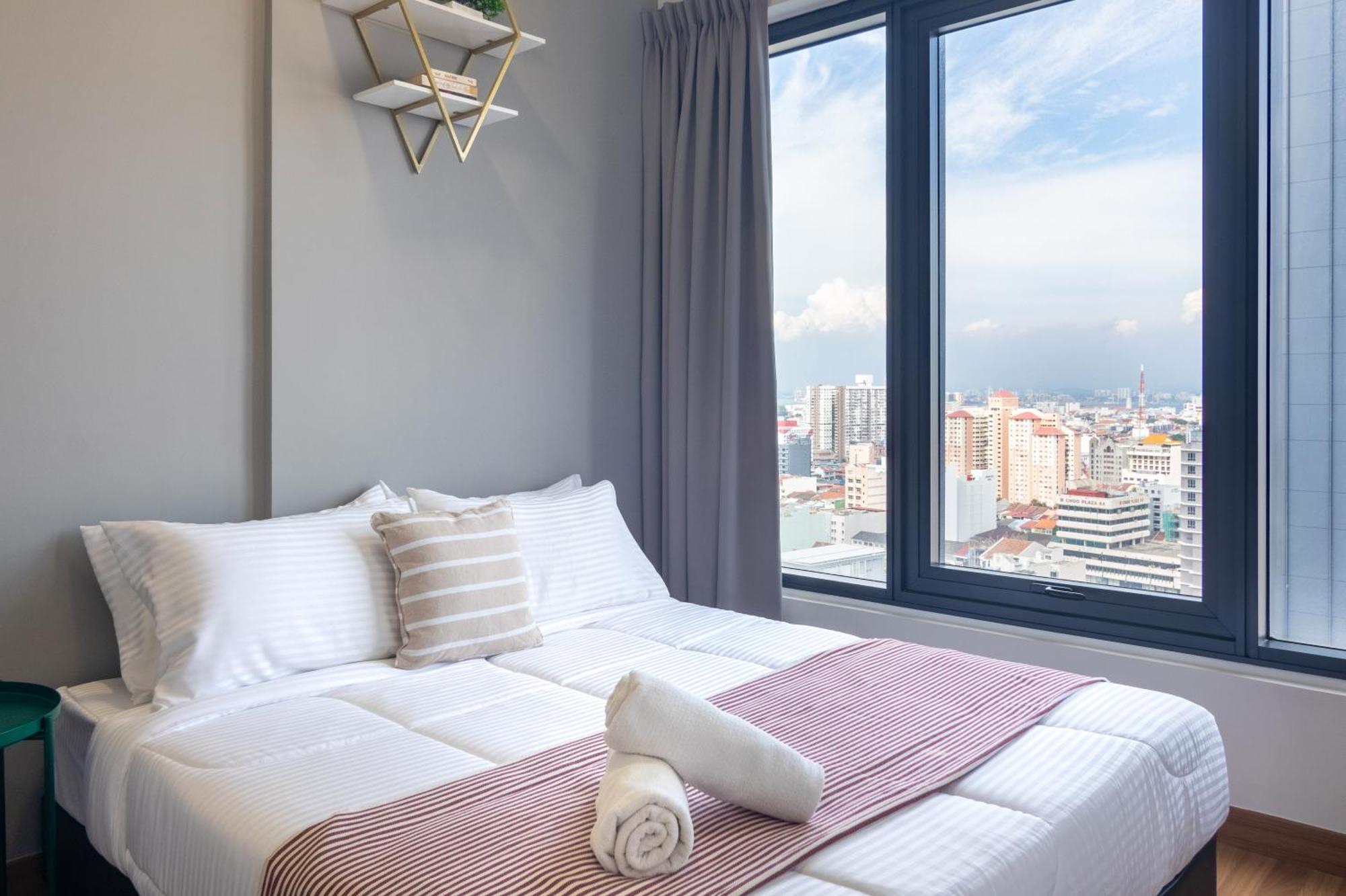 Tropicana 218 X Airlevate Suites George Town Chambre photo
